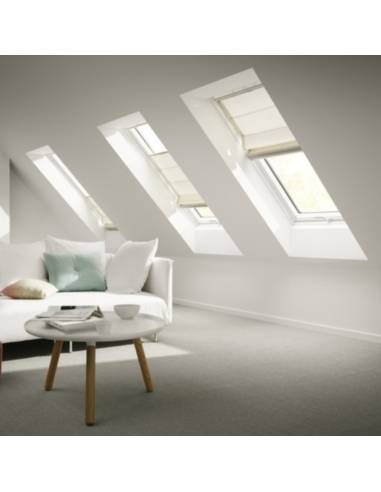 VELUX GGL - Finestra a bilico manuale in legno bianca - eSAEM.it